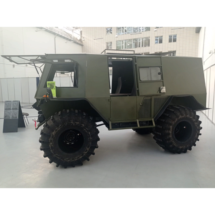 Вездеход TUNDRA 4/4 Модель Восток Вездеход TUNDRA 4/4 Модель Восток